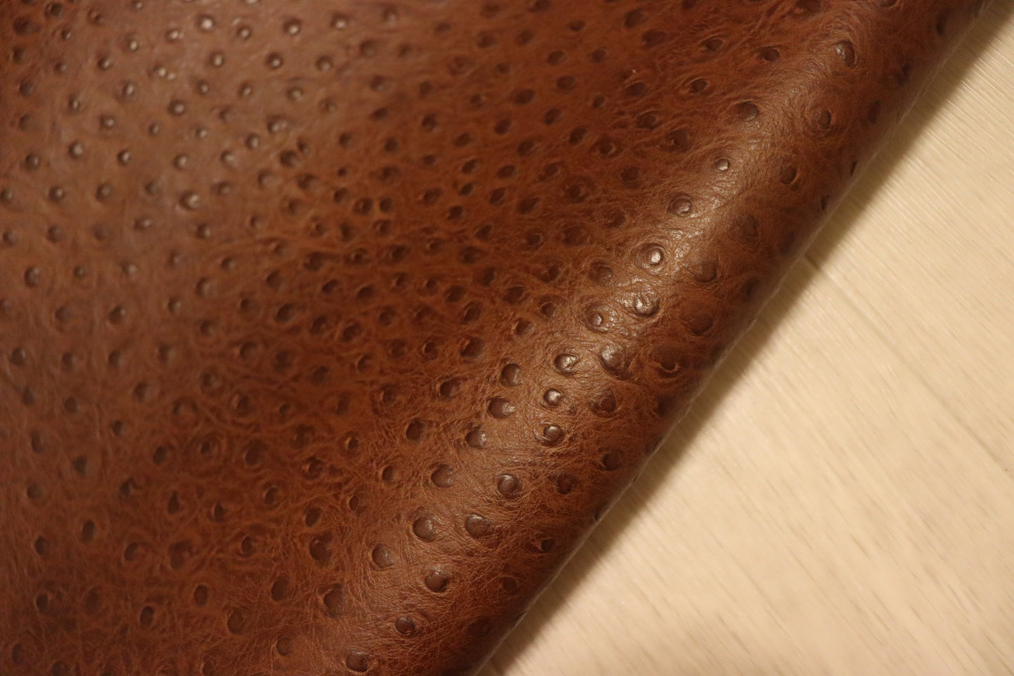 ds72円!イタリアンレザー ショルダー オースト型押し ブラウン 146ds