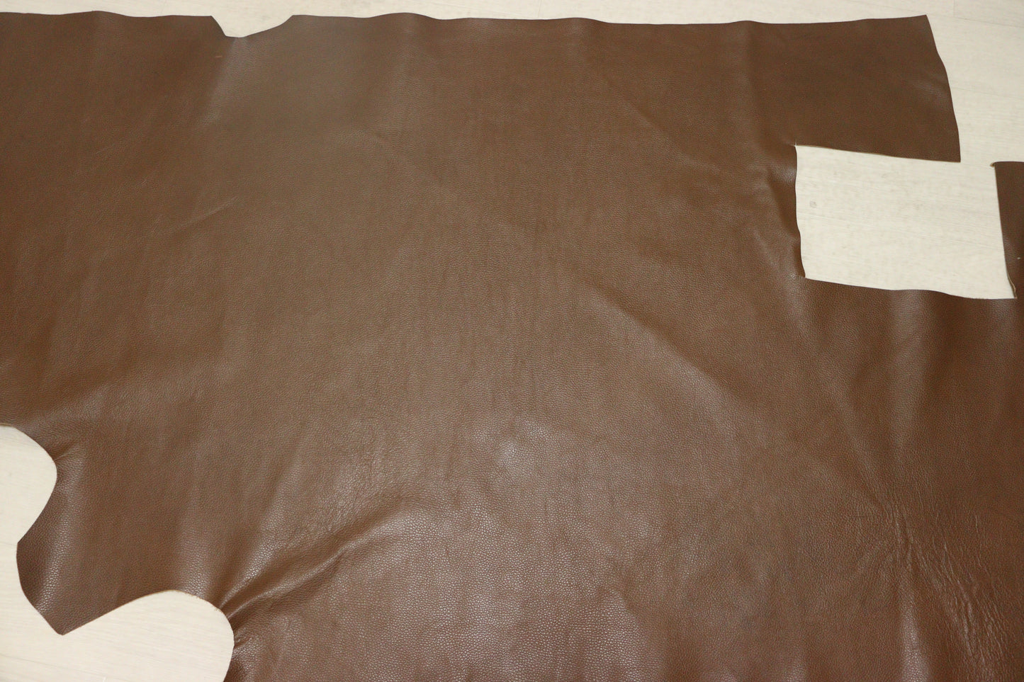 ds38円!新入荷!イタリアンレザー やや訳あり シボ型押し チョコブラウン 175ds