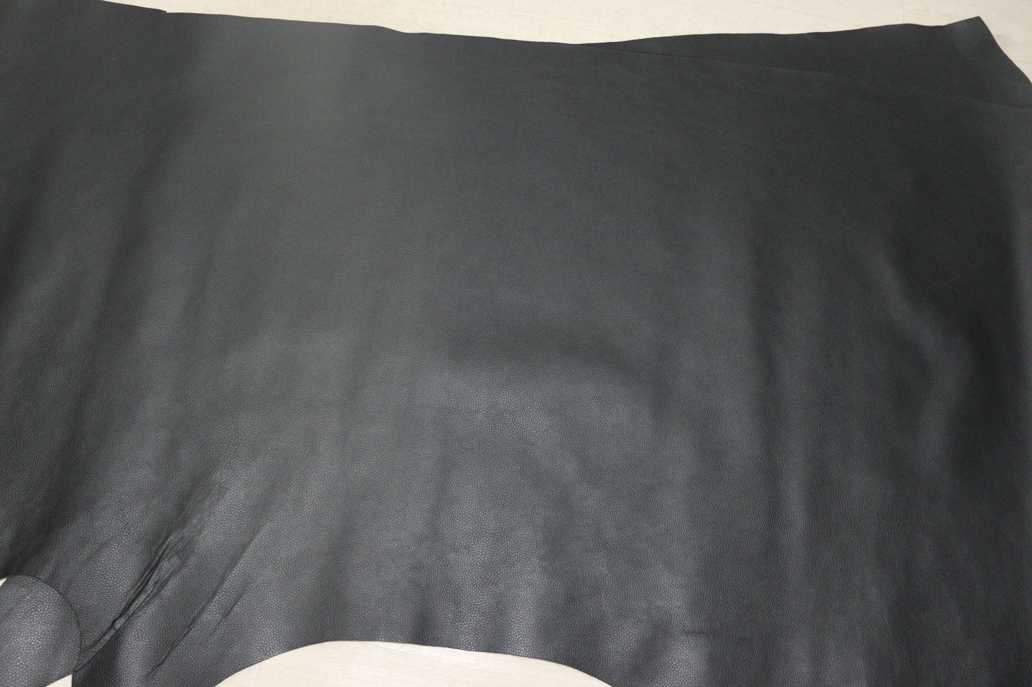 ds28円!新入荷!もちもち 顔料仕上げ シボ型押し ブラック 220ds