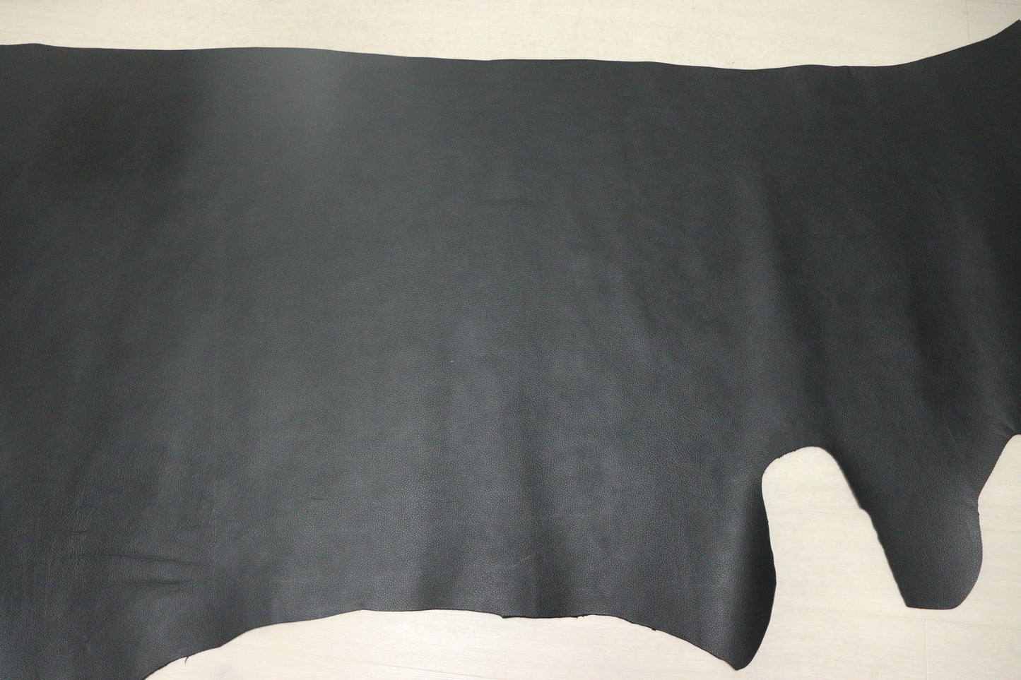 ds28円!新入荷!ブラック シボ型押し 顔料仕上げ 180ds