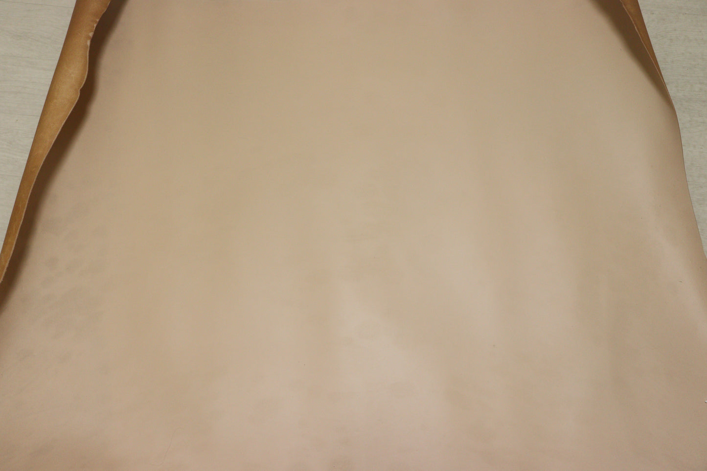 ds65円!やや訳あり 新入荷!ITALPEL セミアニリン ベージュ ヌメ革 141ds