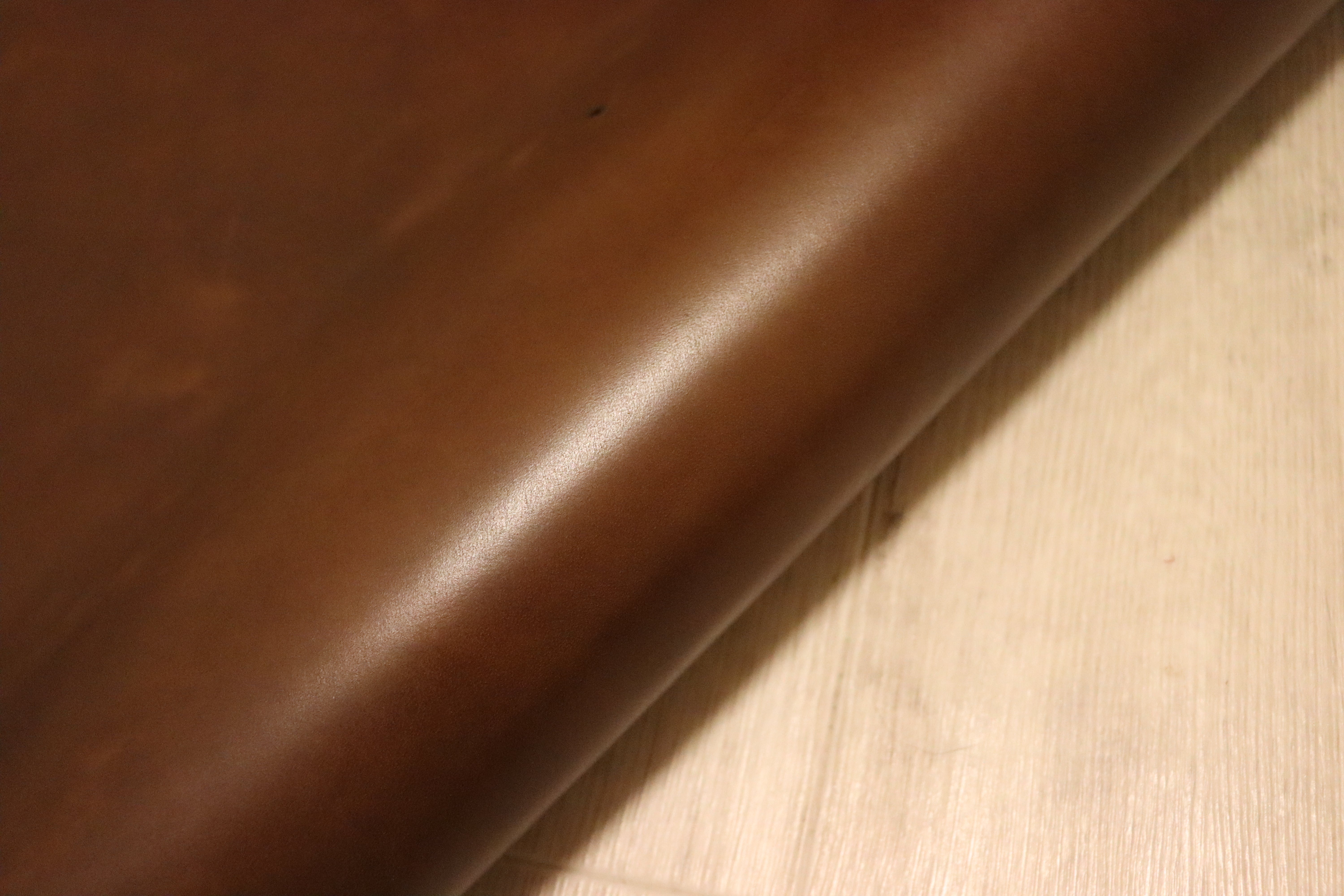 ds55円！新入荷！イタリアンレザー ヌメ革 アニリン仕上げ チョコ