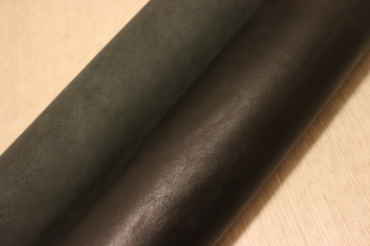 ds60円!新入荷!CONCERIA 800社 スムース加工 ブラック ヌメ革 207ds