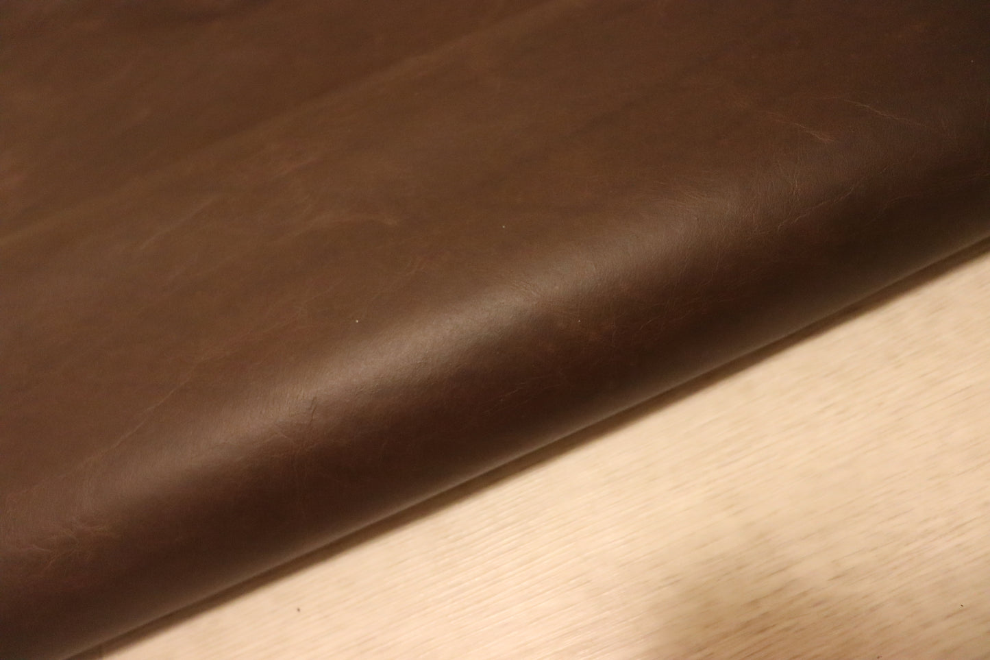 ds30円!新入荷!イタリアンレザー スムース加工 プルアップ ヴィンテージ 268ds