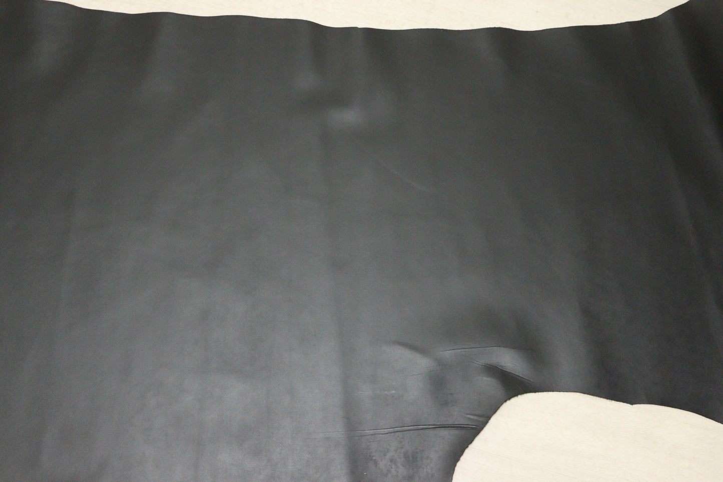 ds28円!新入荷!顔料仕上げ スムース加工 ブラック 230ds