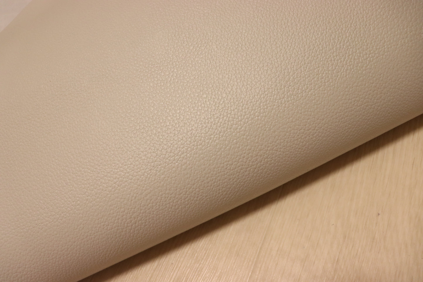 ds28円!新入荷!姫路レザー 顔料仕上げ アイスグレー シボ型押し 240ds