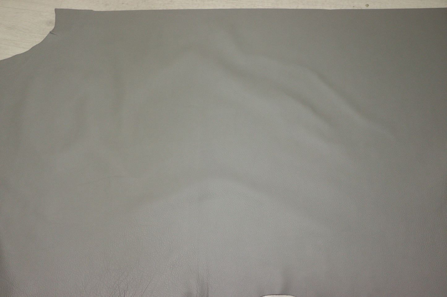 ds30円!新入荷!イタリアンレザー ライトグレー シュリンク加工 238ds