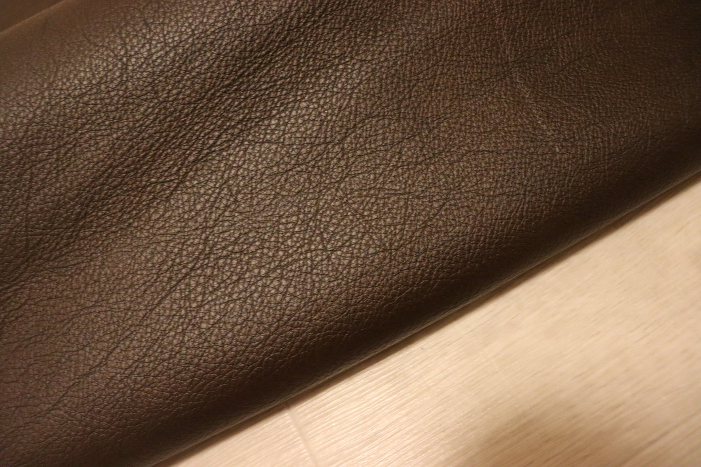 ds30円!新入荷!イタリアンレザー シュリンク加工 ヴィンテージブラウン 214ds