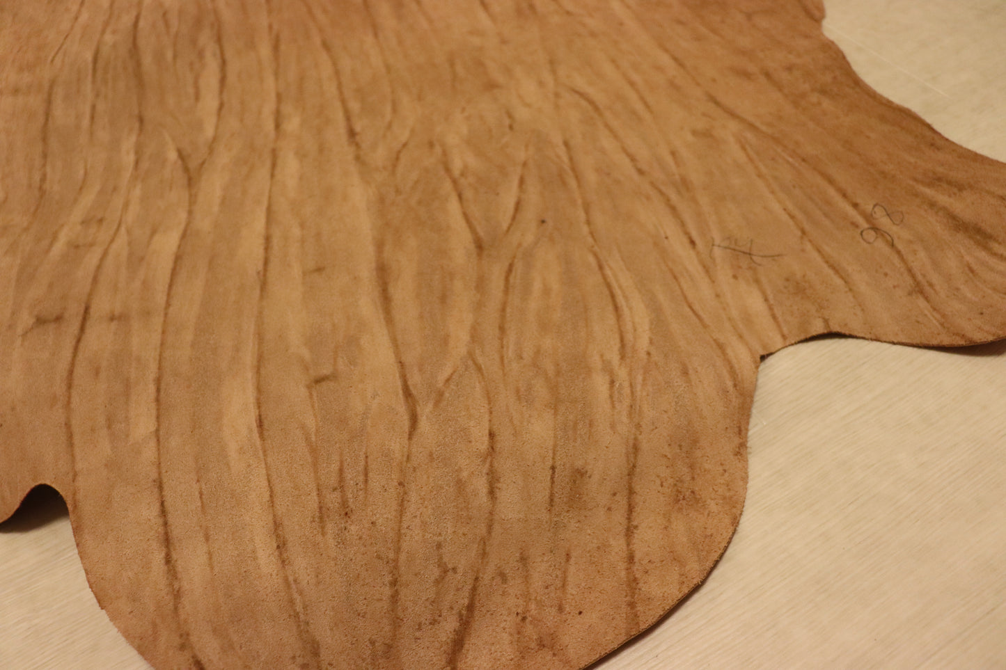 ds32円!新入荷!絞り加工 オレンジキャメル アニリン仕上げ ヌメ革 98ds