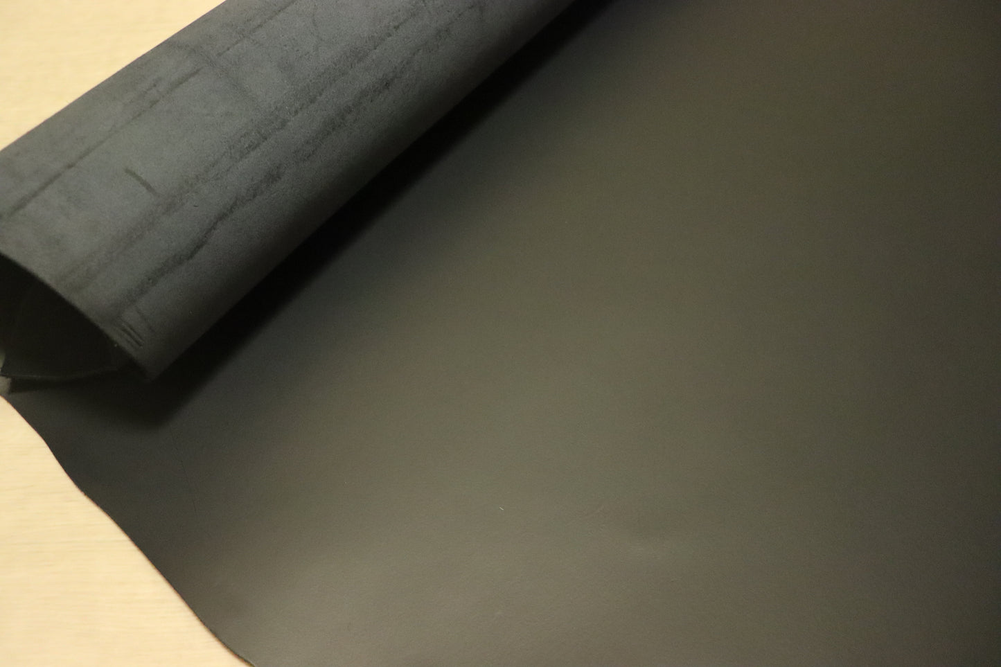 ds28円!新入荷!コンビヌメ 顔料仕上げ ネイビー 240ds