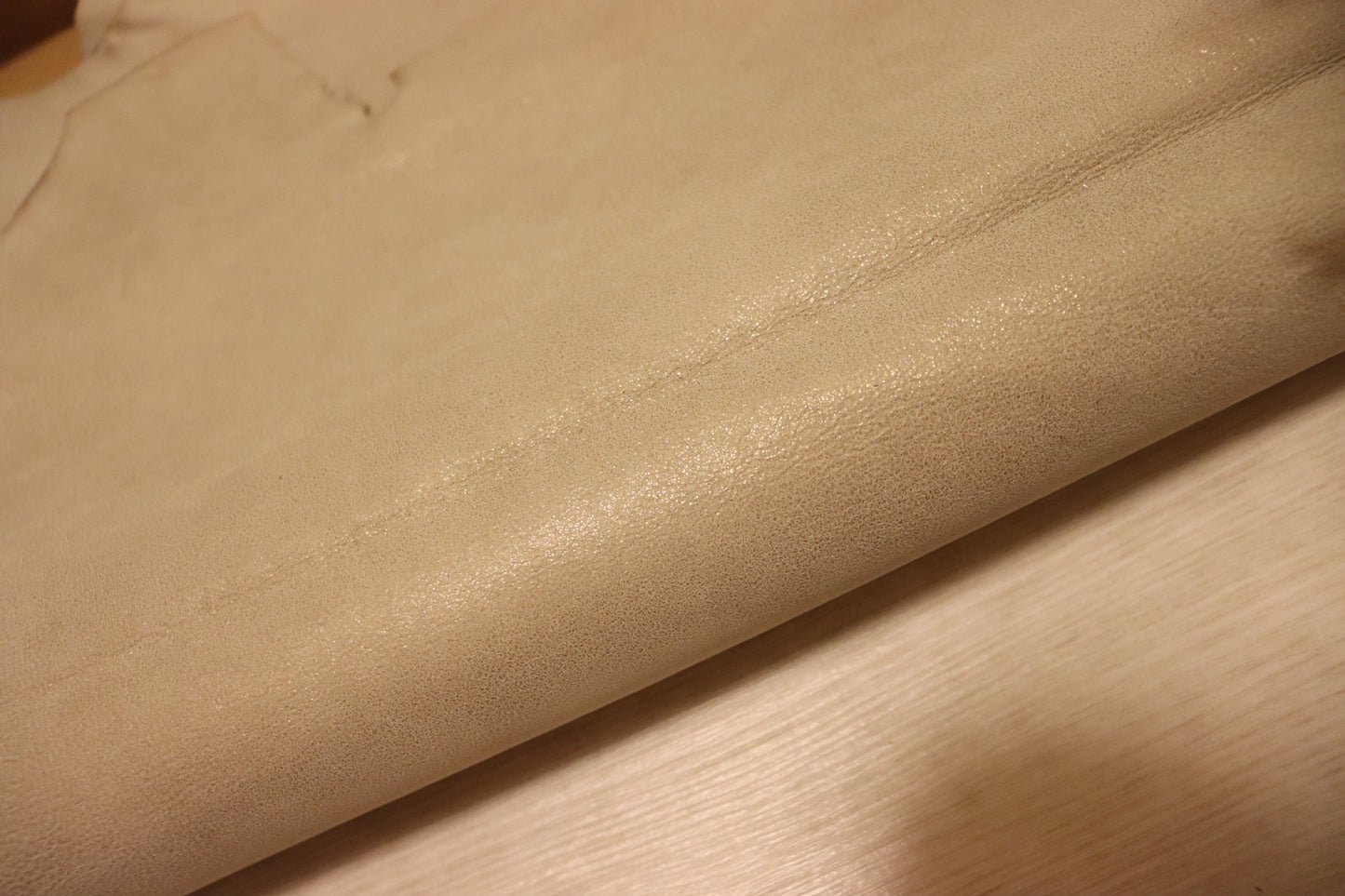 ds28円!新入荷!蝋引き イタリアンレザー ゴールド KID 71ds