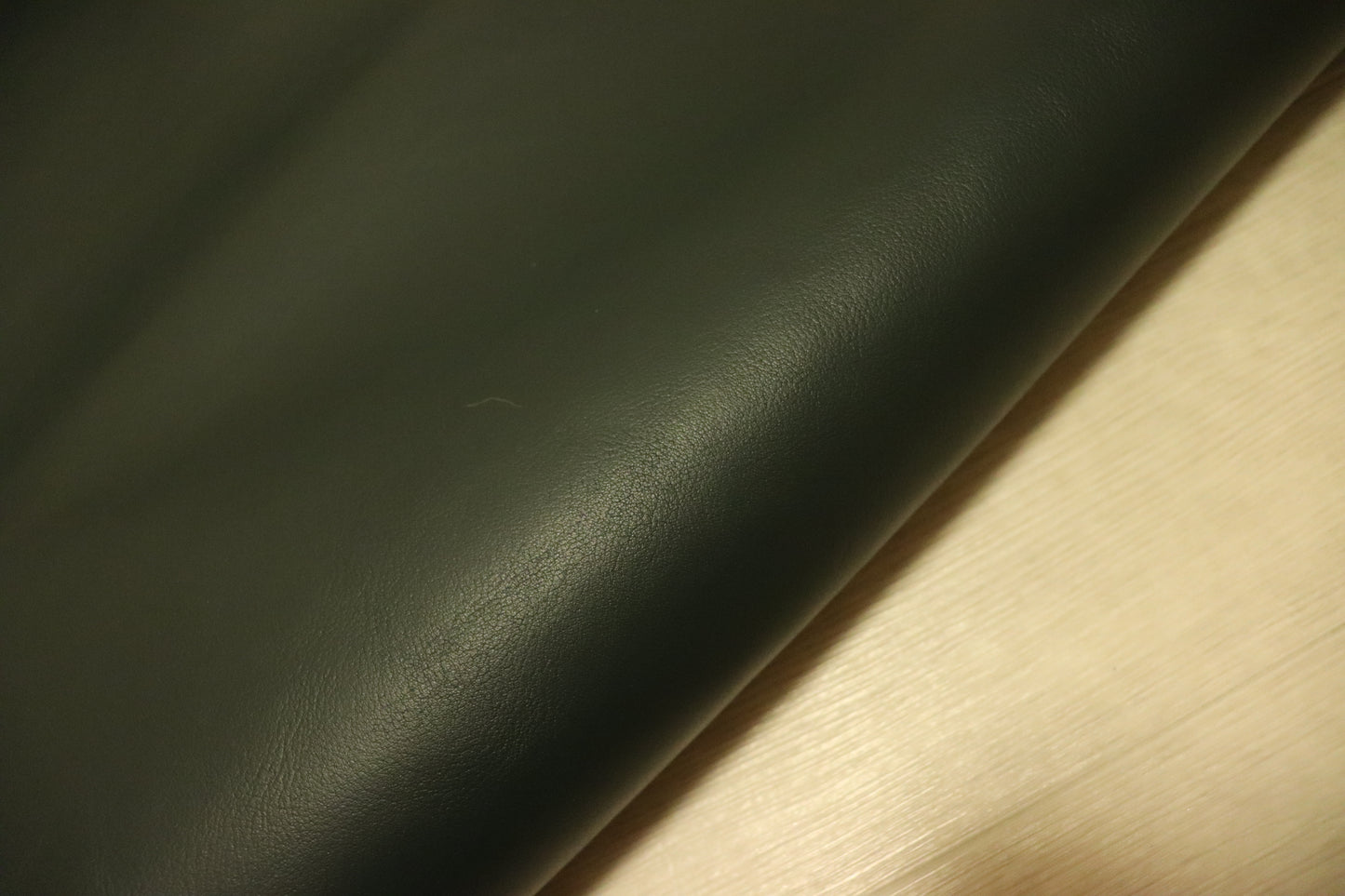 ds28円!新入荷!コンビヌメ ダークピーコック スムース加工 ダコタ調 249ds