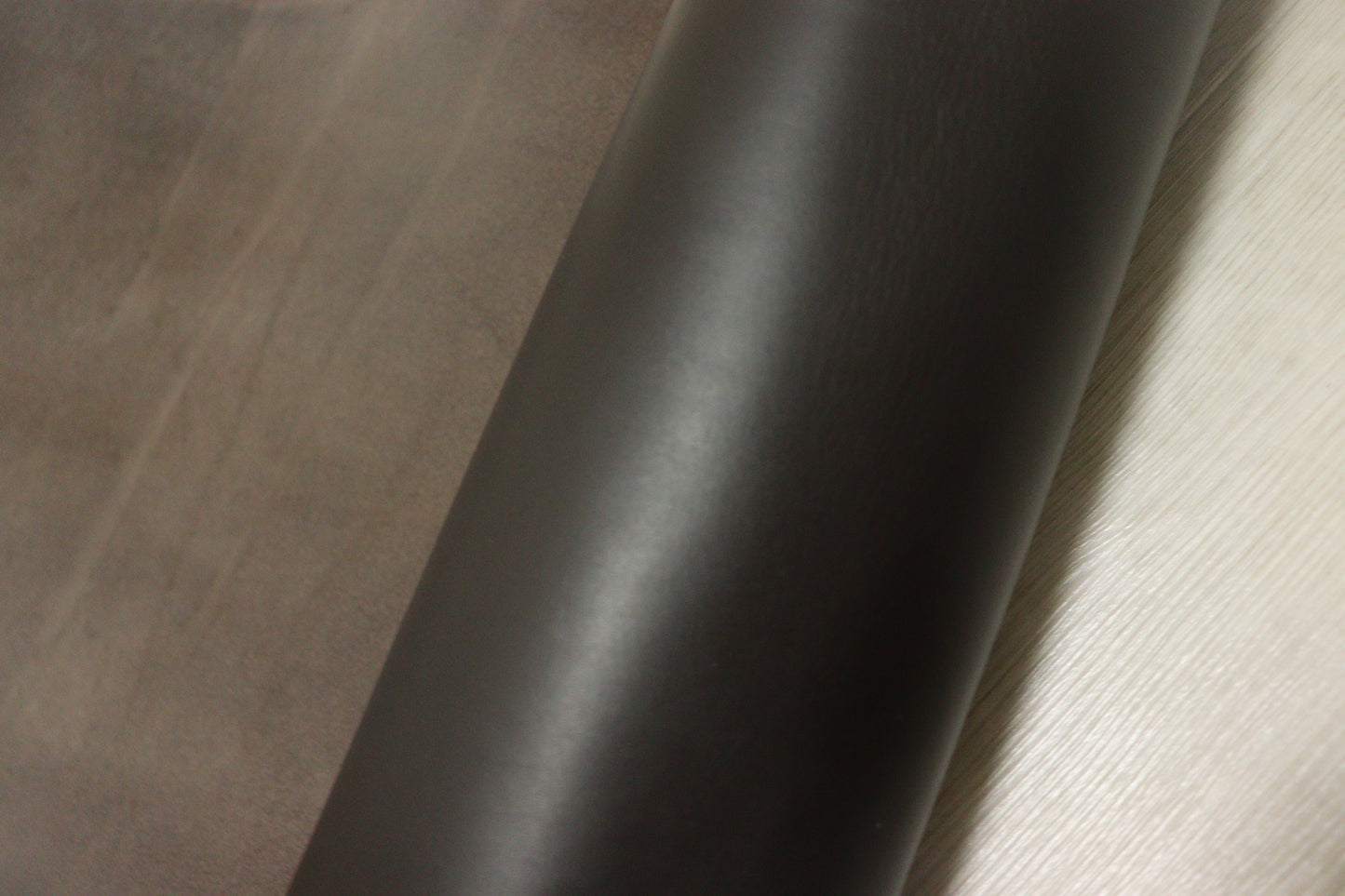 ds50円!イタリアンレザー ピットなめし ベリー ダークブラウン ヌメ革 91ds