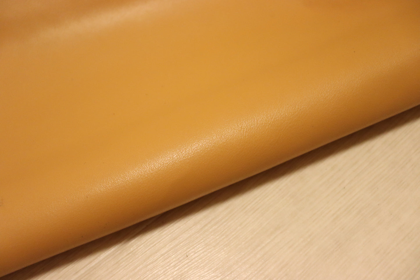 ds25円!姫路レザー 顔料仕上げ オレンジキャメル スムース加工 220ds