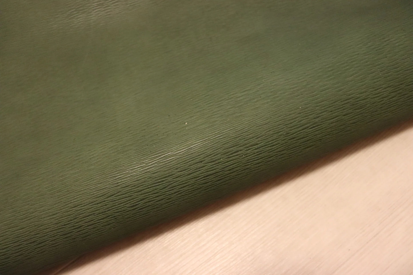 DS30円!新入荷!姫路レザー セミベジタブル エピ調型押し グリーン 239ds