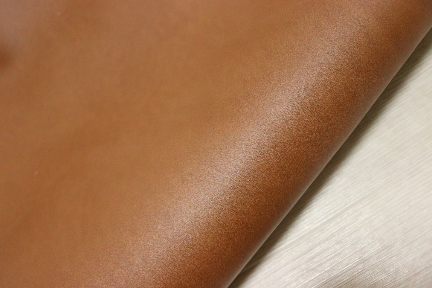 ds38円!新入荷!訳あり イタリアンレザー スムース加工 ヌメ革 ブラウン 208ds