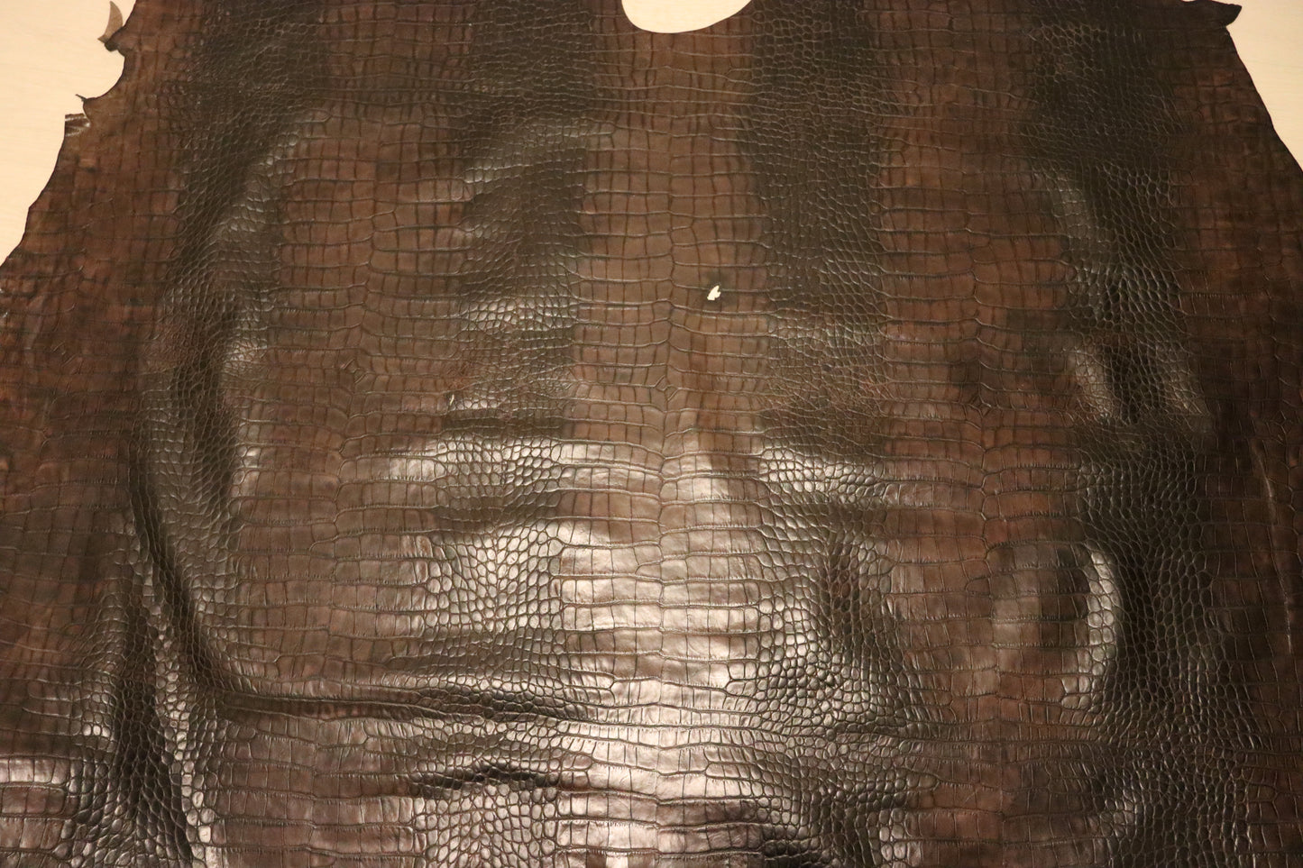 ds30円!新入荷!イタリアンレザー クロコ型押し ダークブラウン 229ds