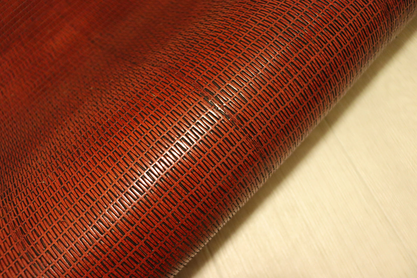 ds75円!新入荷!上質!レッドブラウン セミアニリン ショルダー エンボス加工 135ds