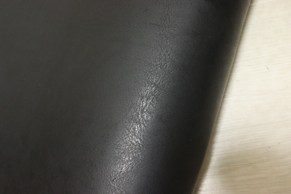 ds85円!新入荷!極厚ショルダー オイルヌメ ブラック スムース加工 157ds