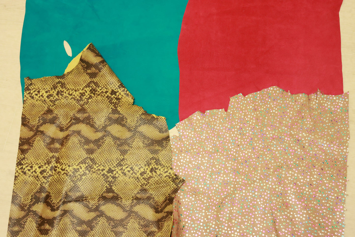 訳アリ SALE!ピックスキン アソート 4枚セット 120dsほど