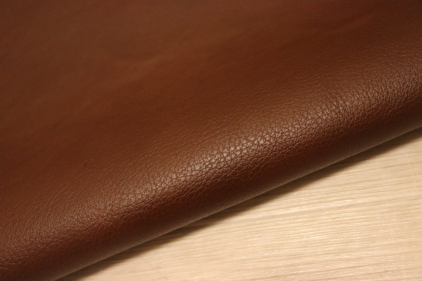 ds30円!新入荷!イタリアンレザー ディア調 シュリンク加工 チョコブラウン 267ds