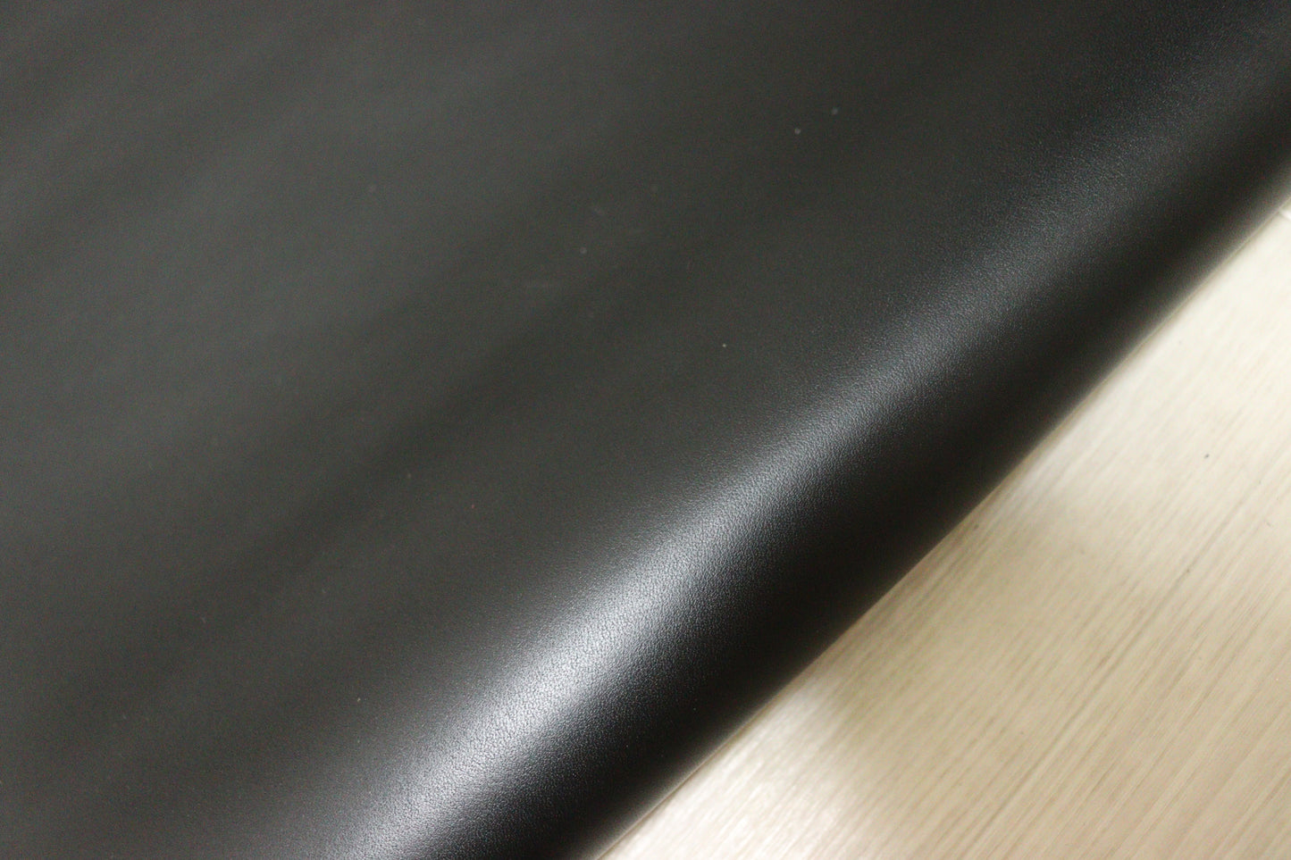 ds28円!新入荷!ブラック スムース加工 ハギレ 220ds