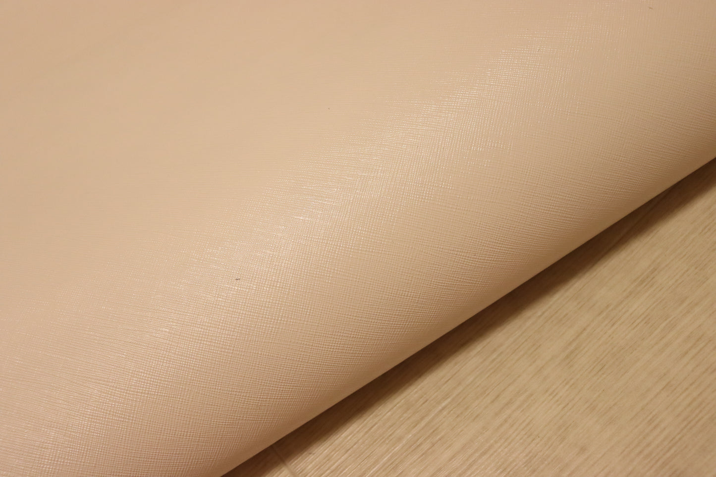 ds28円!新入荷!顔料仕上げ 絹目型押し ベビーピンク 208ds