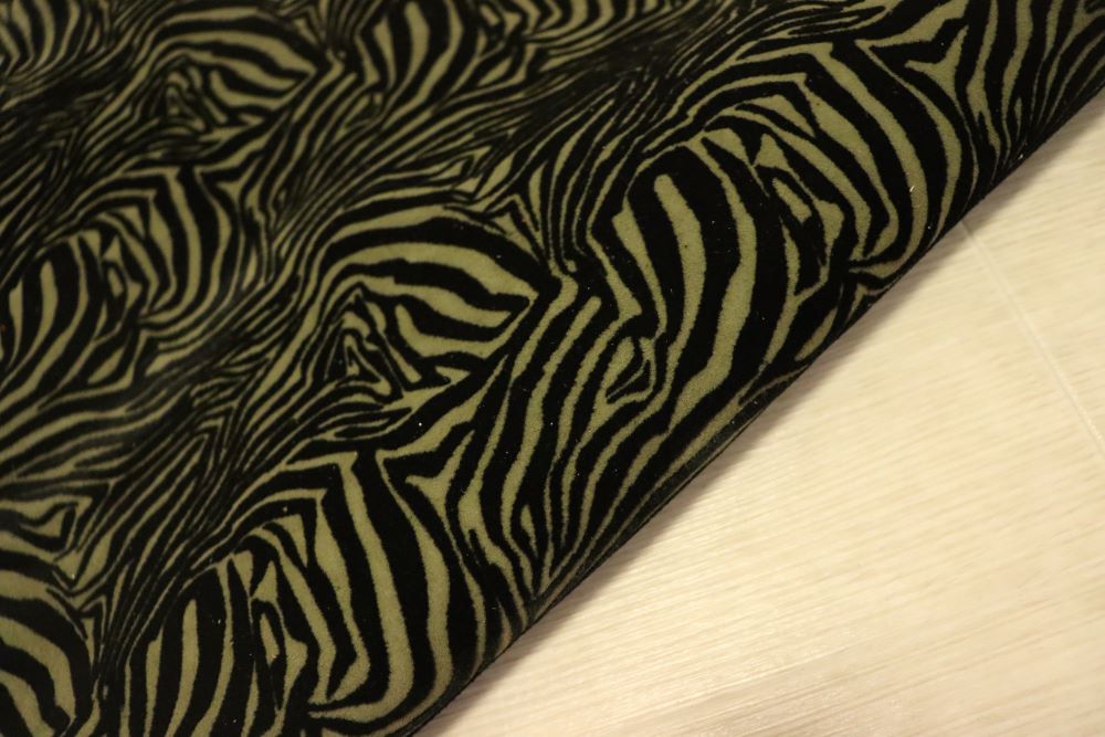 ds35円!新入荷!イタリアンレザー フエルト調 グリーン ヤギ セブラ柄 42ds