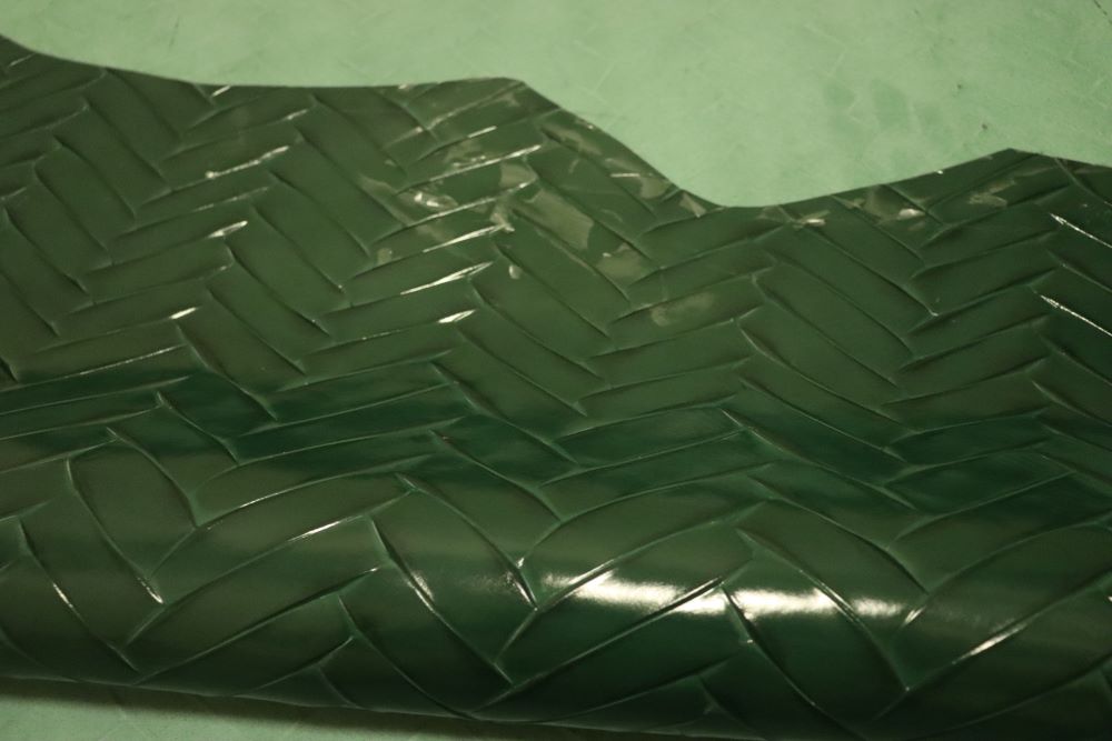 ds35円!新入荷!イタリアンレザー トスカーナ ガラス エンボス加工 グリーン 168ds