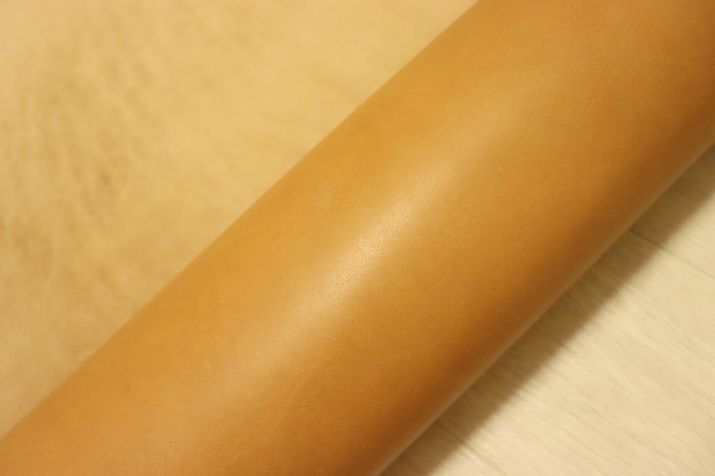 ds75円!イタリアンレザー ショルダー オイルヌメ 染料仕上げ ナチュラル 156ds