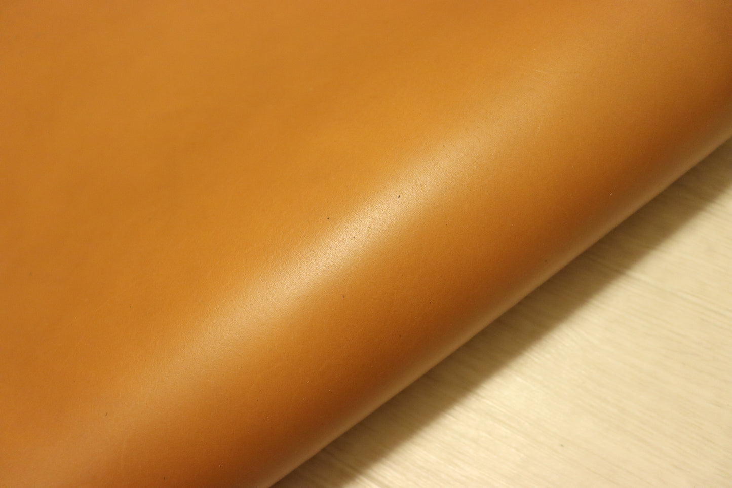 ds75円!新入荷!上質!ITALPEL オイルヌメ イエローキャメル ショルダー 139ds