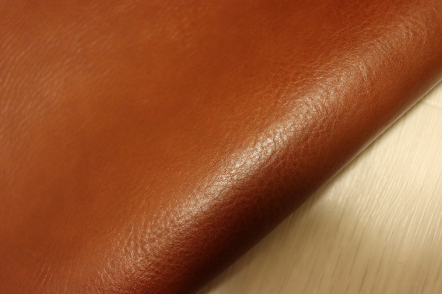 ds75円!新入荷!CONCERIA 800社 マロンブラウン オイルヌメ ショルダー 144ds
