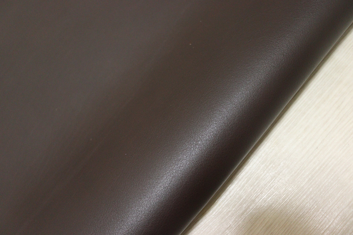 ds50円!イタリアンレザー スムース加工 ヌメ革 ダークブラウン 170ds