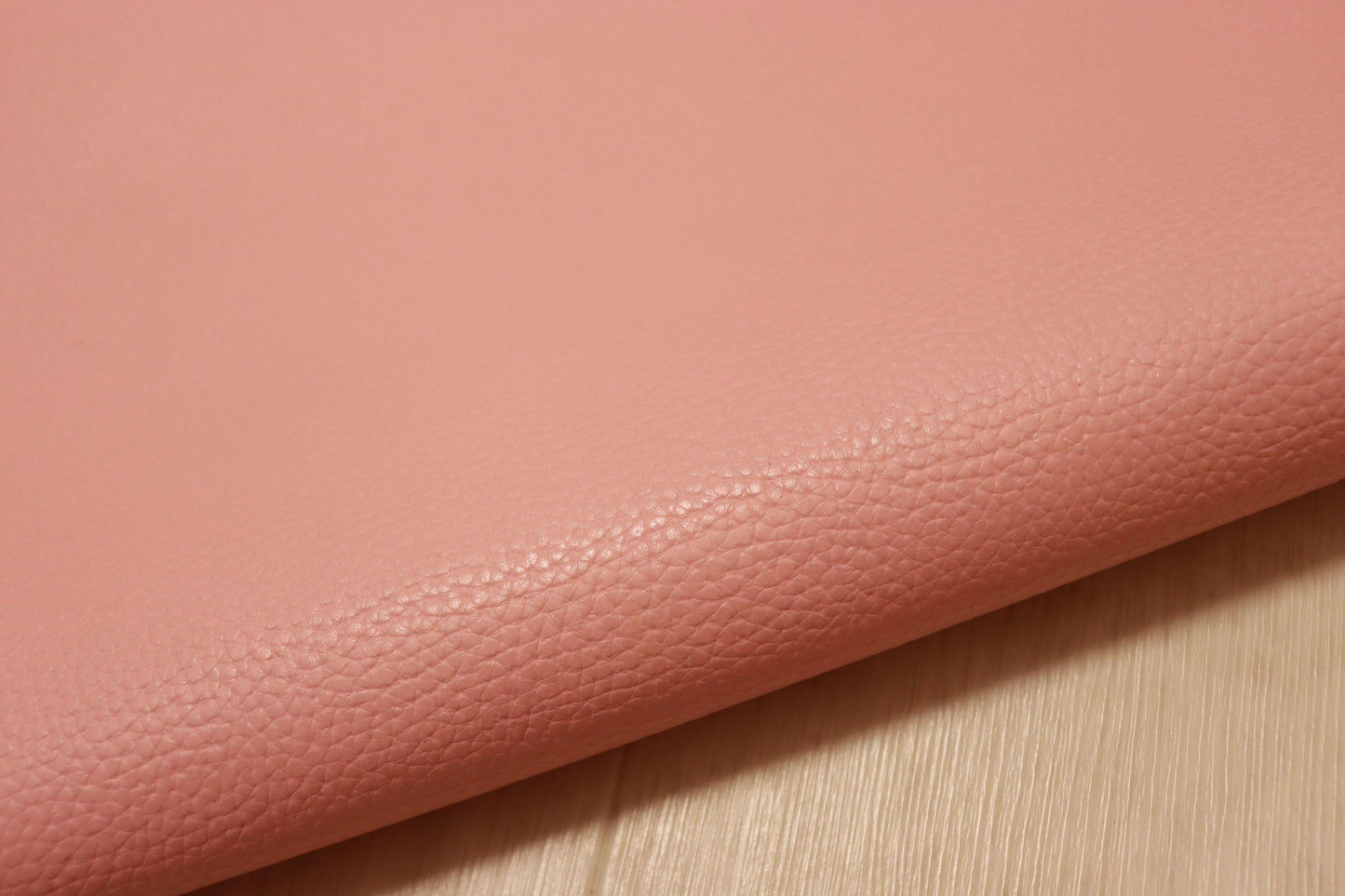 ds28円!新入荷!姫路レザー シュリンクシボ ピンク 298ds