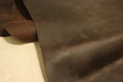 crazy Horse★プルアップヌメ革★ナチュラル・ブラウン★149ds ★№130 ds30円！訳あり　新入荷！Crazy Horseオイルプルアップ　ヴィンテージブラウン　ヌメ革　194ds