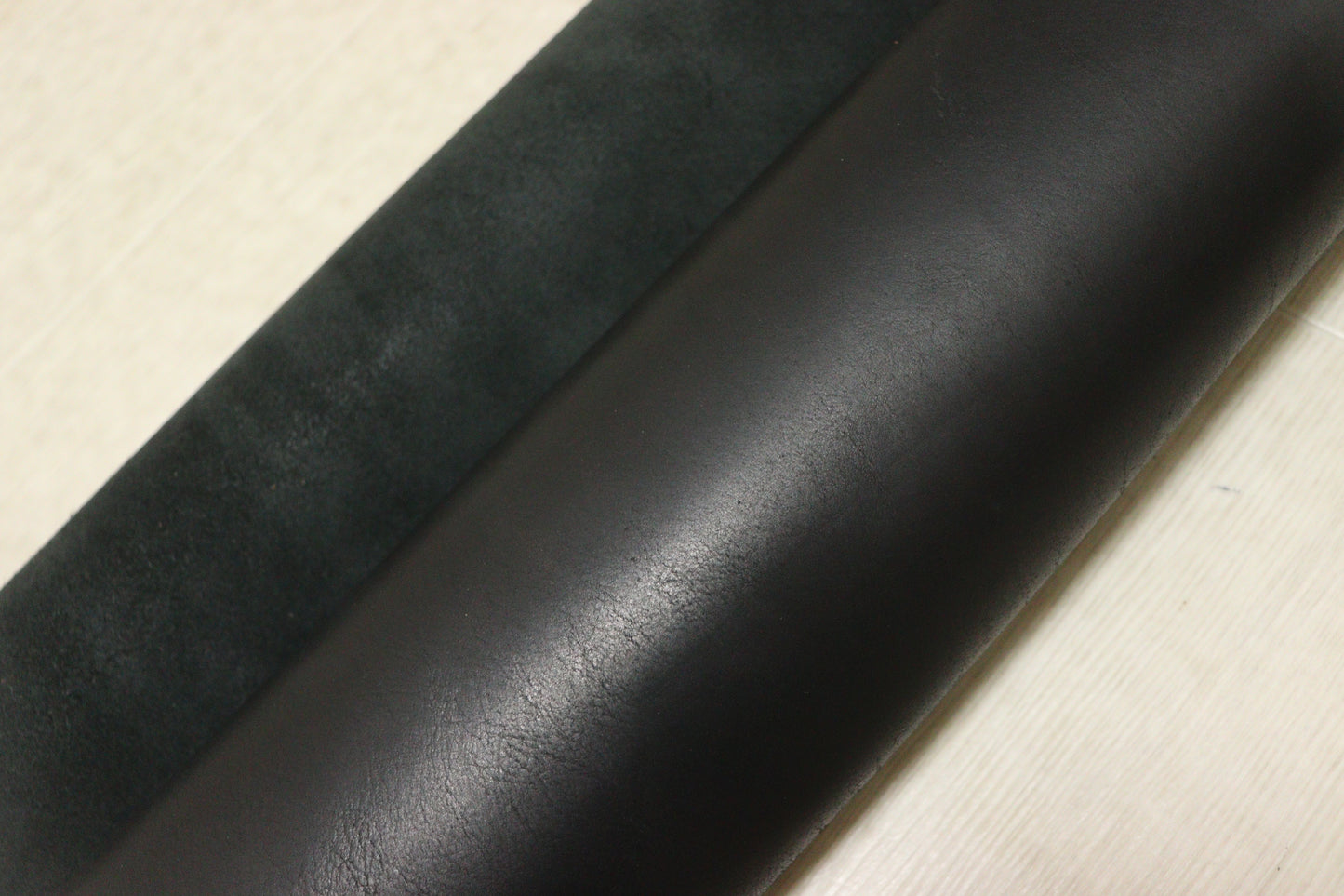 ds70円!イタリアンレザー オイルヌメ ブラック ショルダー 170ds