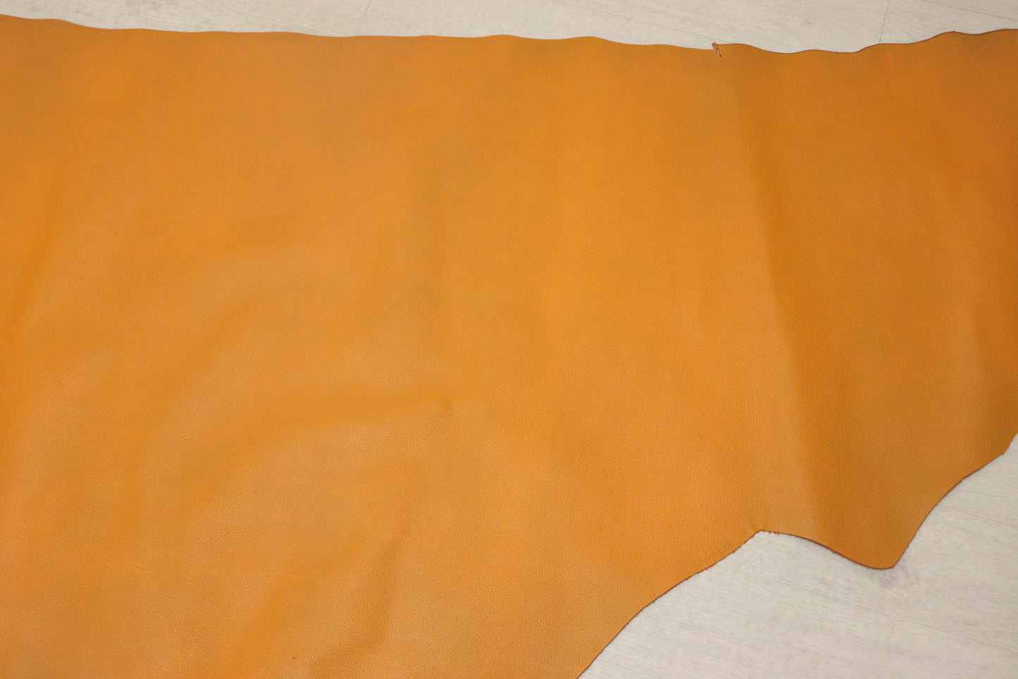 ds28円!新入荷!顔料仕上げ オレンジ シボ型押し 160ds