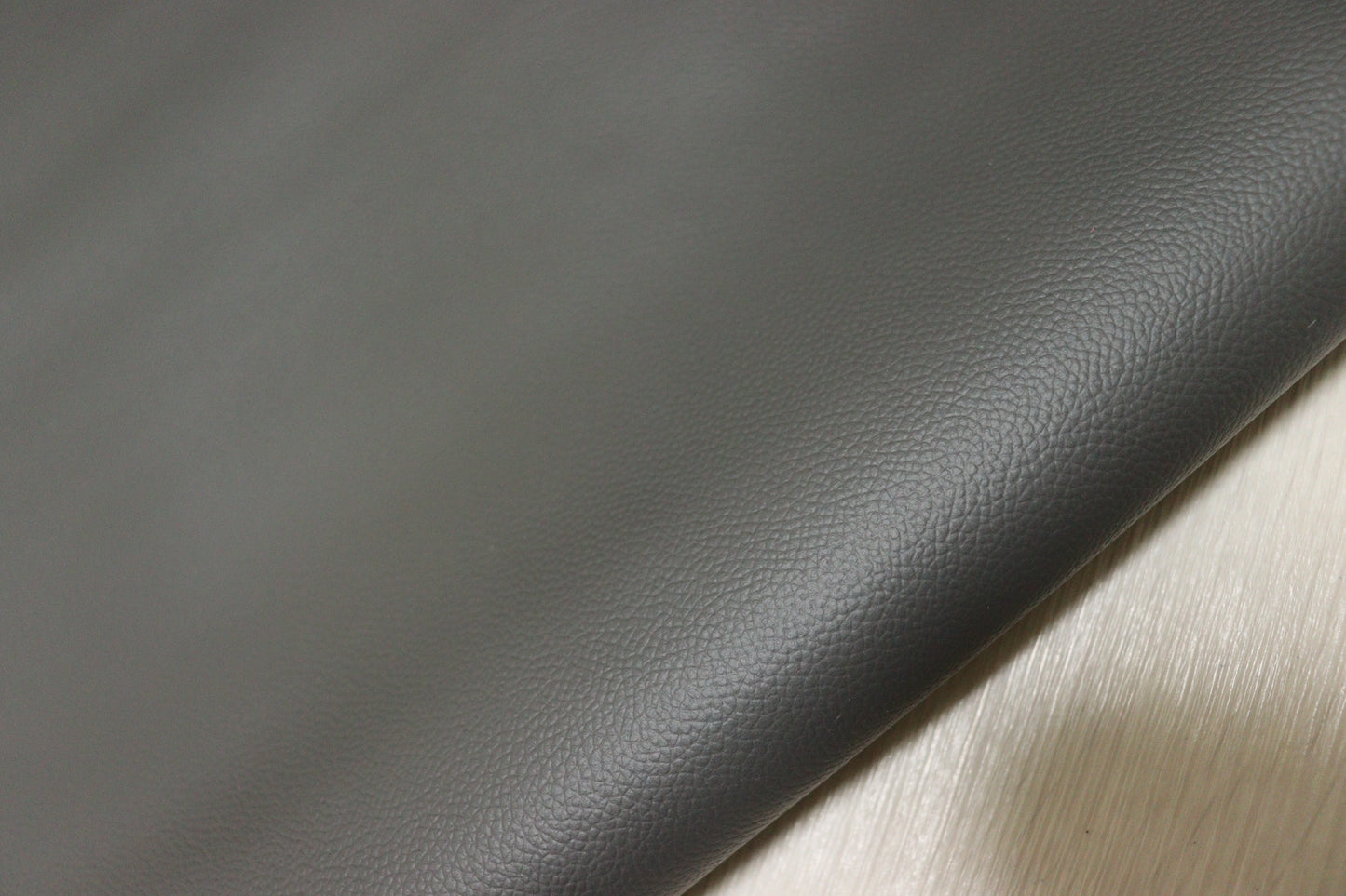 ds25円!新入荷!モチモチ ダークグレー シボ型押し 200ds