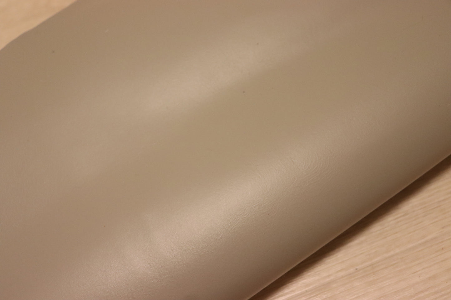 ds28円!新入荷!姫路レザー ライトグレー 顔料仕上げ スムース加工 230ds