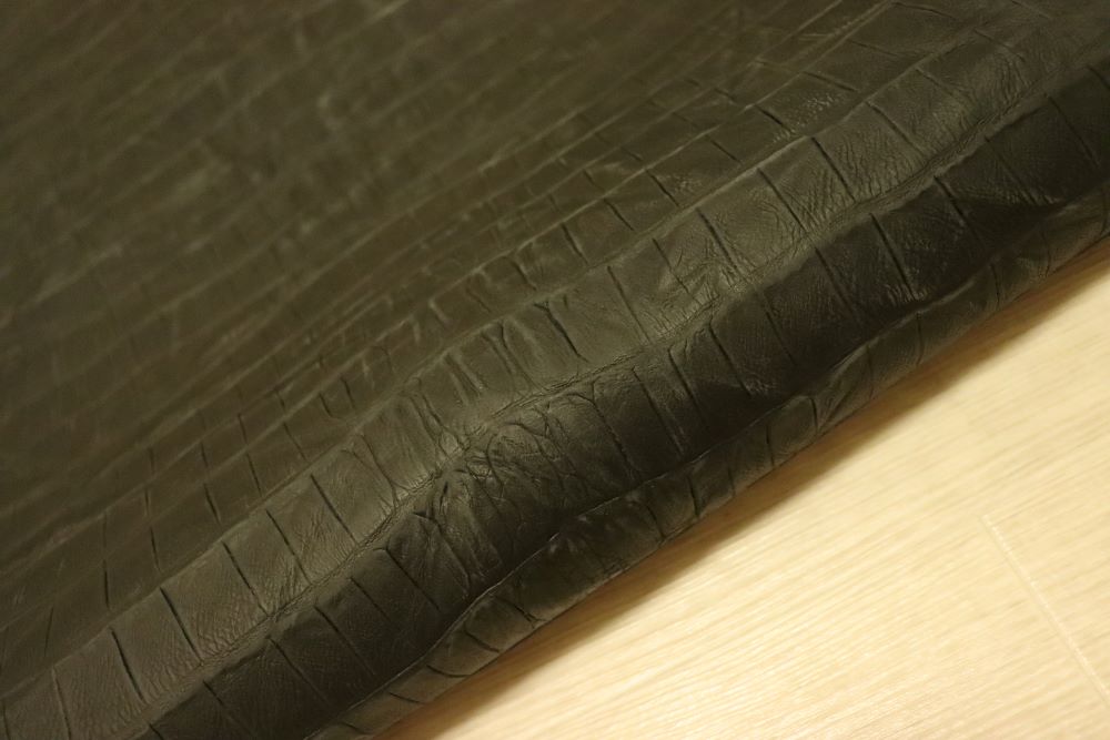 ds72円!イタリアンレザー ネイビー クロコ型押し ショルダー ヌメ革 139ds