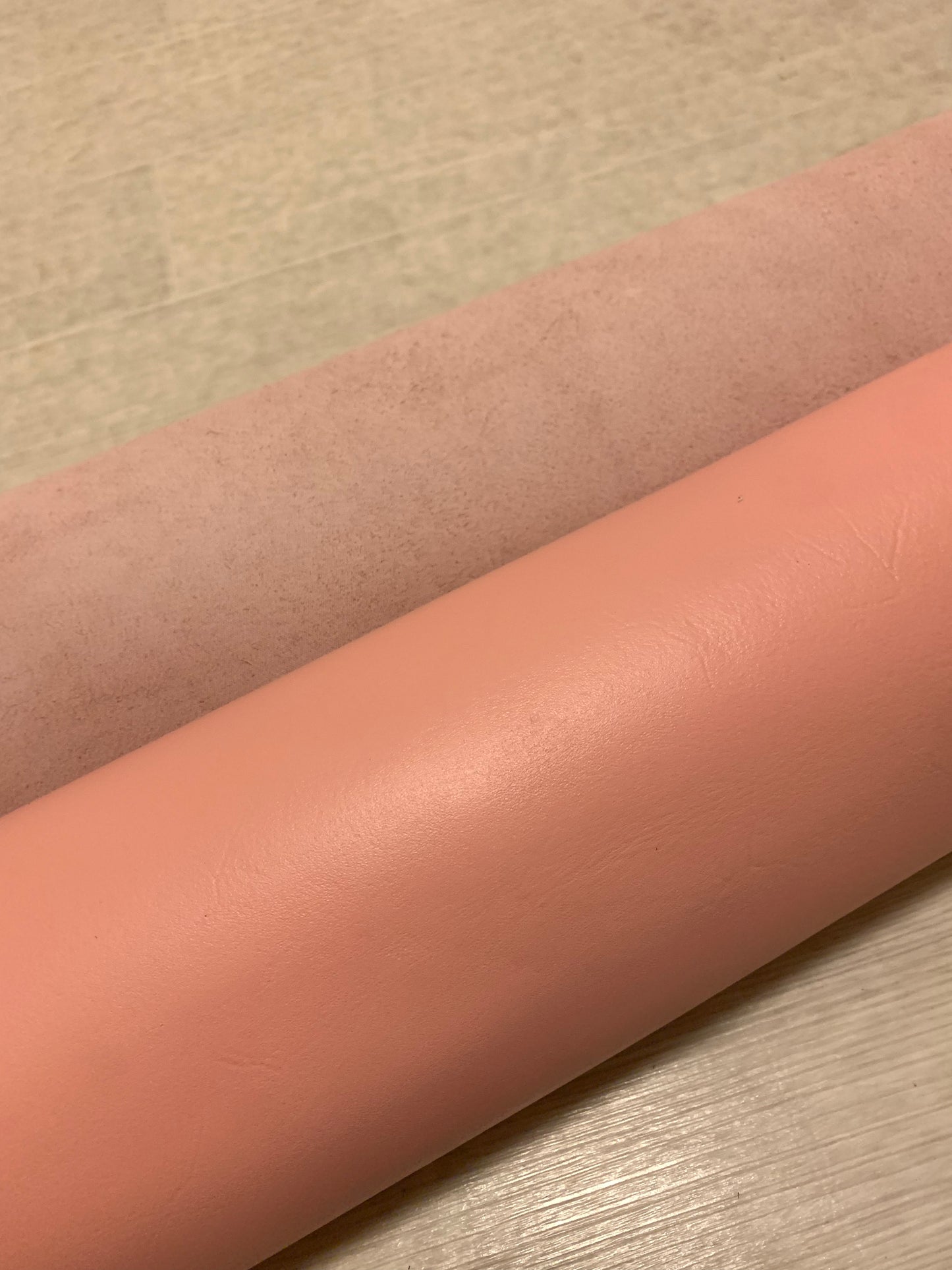 ds25円!新入荷!訳あり 姫路レザー 顔料仕上げ シュリンプピンク 220ds