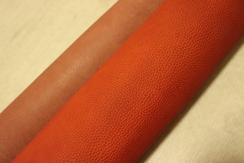 ⭐️【穂乃果　】アメリカ　買い付け品　本物　牛革　ラグ　265x 185 ds25円！[レッド]新入荷 国産 牛革 姫路レザー ヌメ革 シボ型