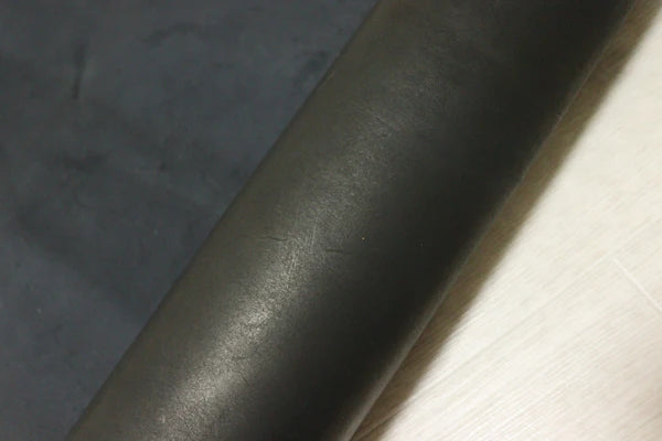 ds35円！[ブラック]クラフトの定番 バングラディシュレザー 牛革 ヌメ