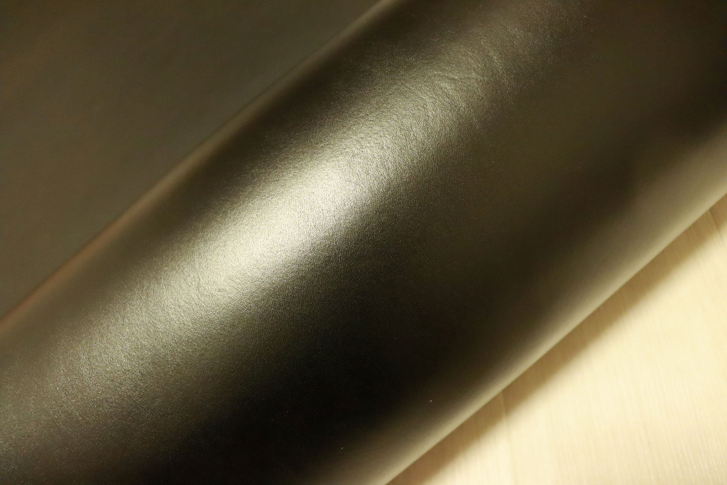 ds75円!新入荷!上質!イタリアンレザー 極厚 オイルヌメ ショルダー ブラック 150ds