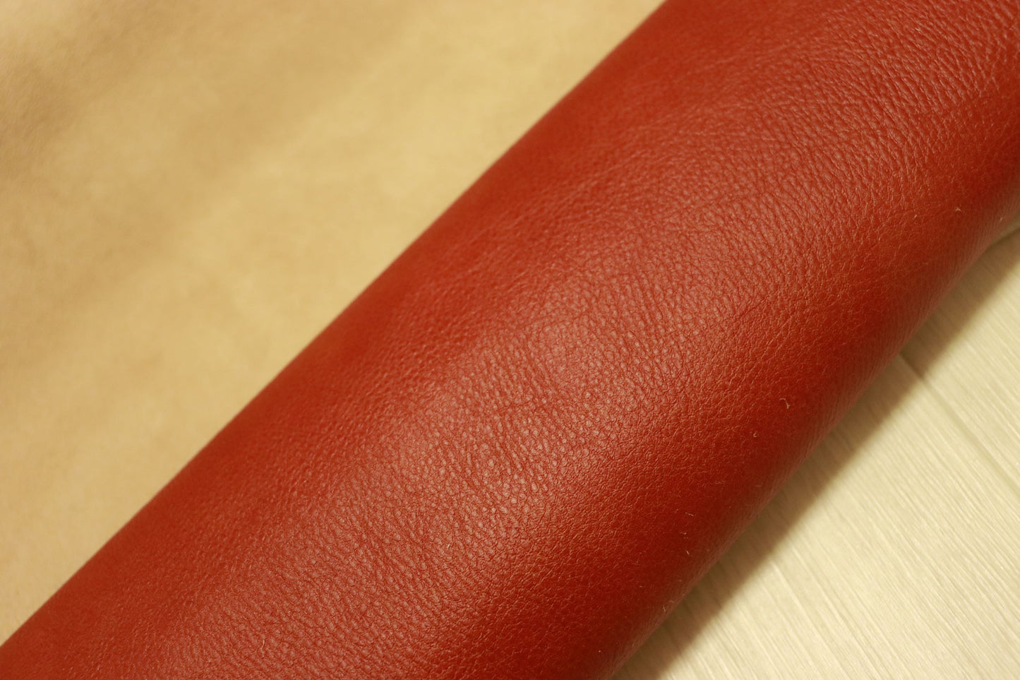 ds35円!新入荷!ダコタ調スムース加工 レッド 160ds