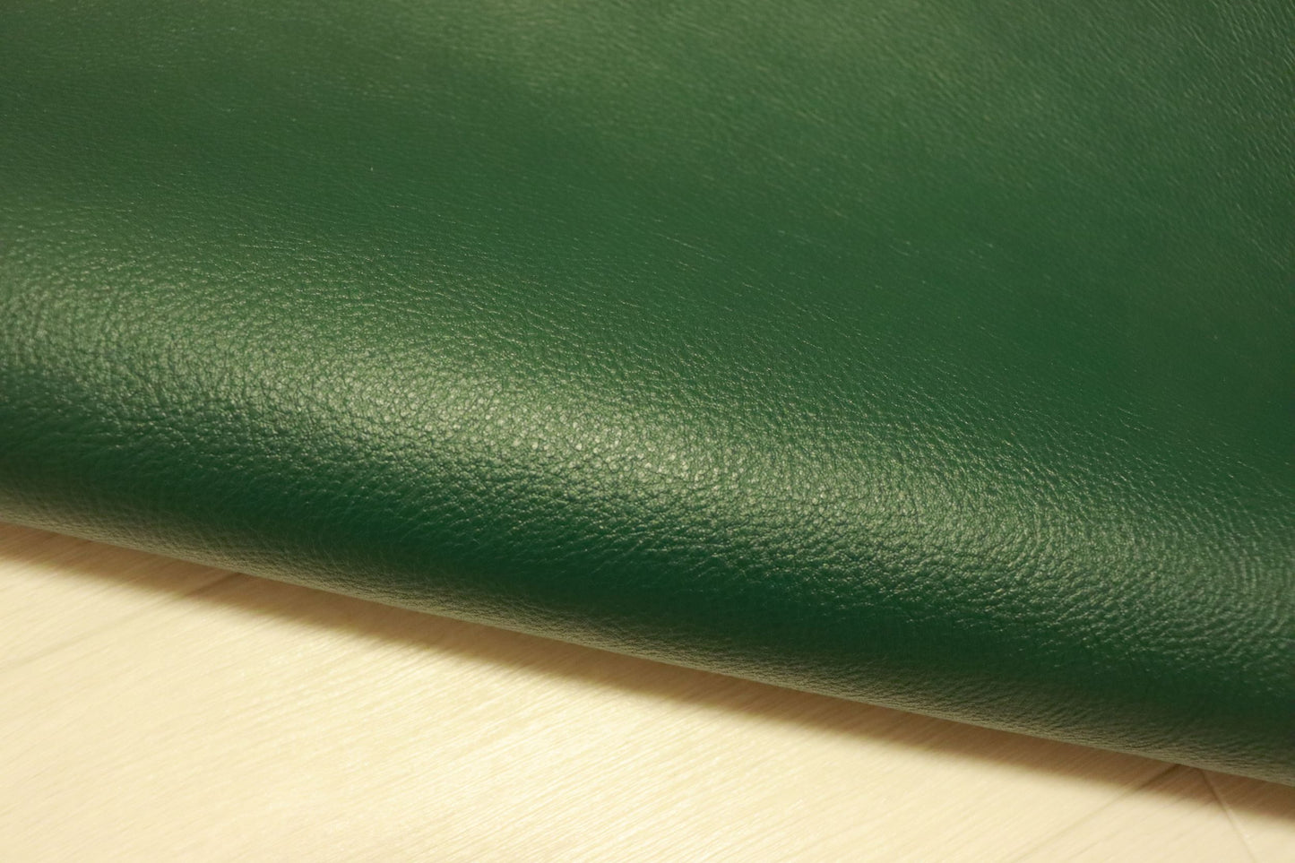 ds75円!新入荷!上質!ショルダー シュリンク加工 ヌメ革 グリーン 118ds