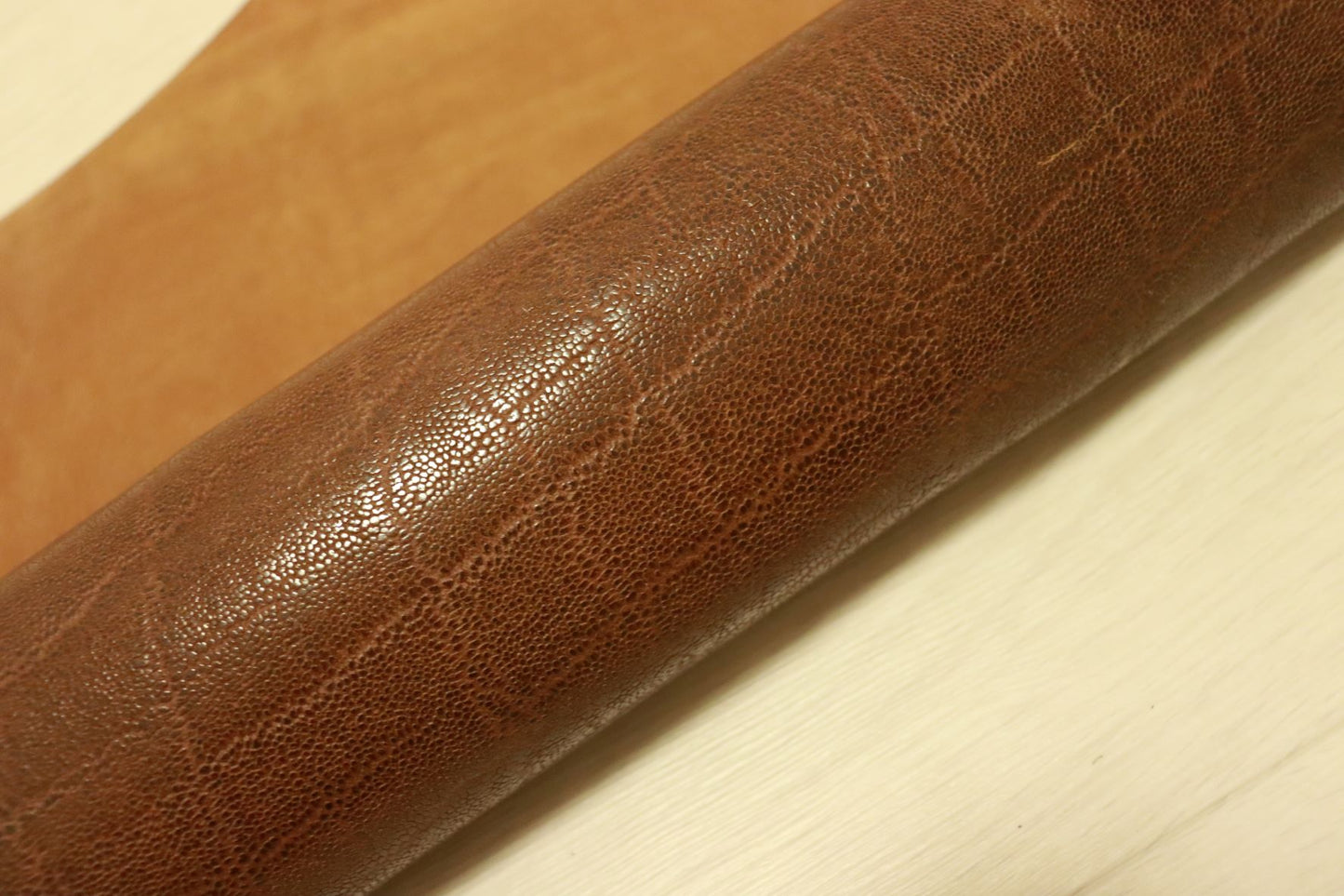 ds28円!SALE!アメ豚 エンボス加工 ナチュラルブラウン 105ds