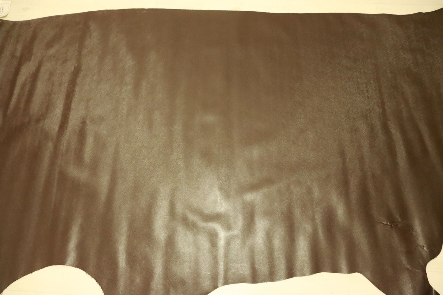 ds30円!SALE!顔料仕上げ 絹目型押し ダークブラウン 270ds