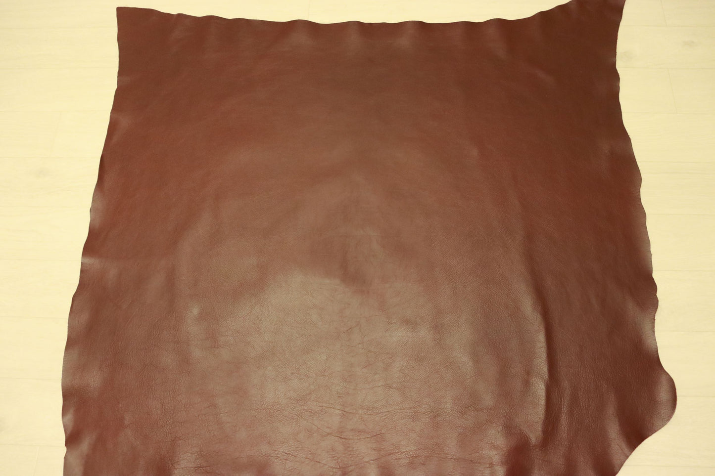 ds78円!新入荷!上質!オイルヌメ ショルダー シュリンク加工 ボルドー 148ds