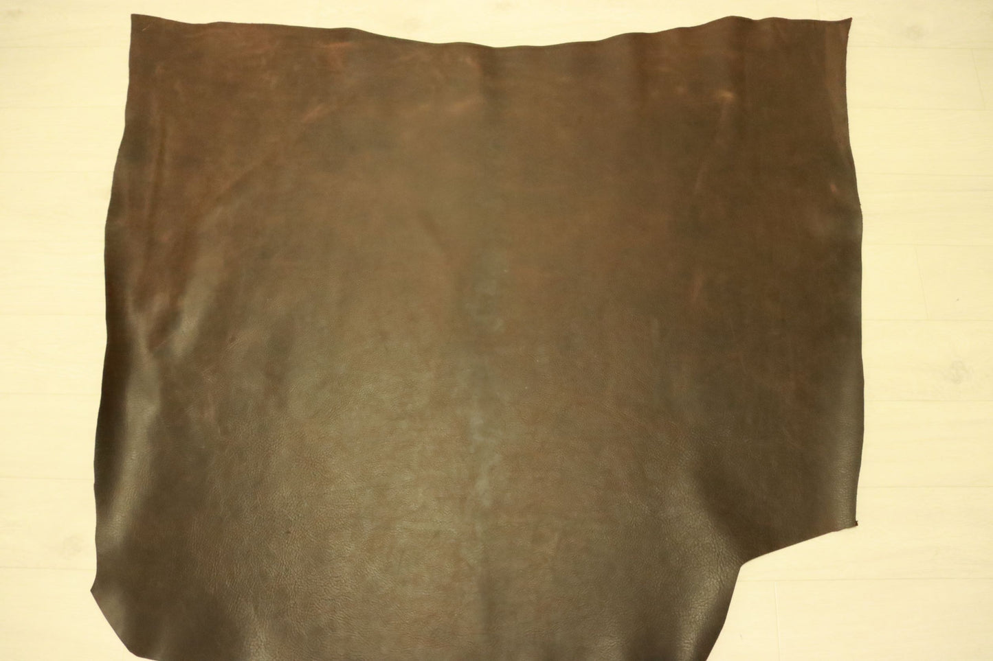 ds78円!新入荷!オイルワックス ヴィンテージ プルアップ加工 ヌメ革 131ds